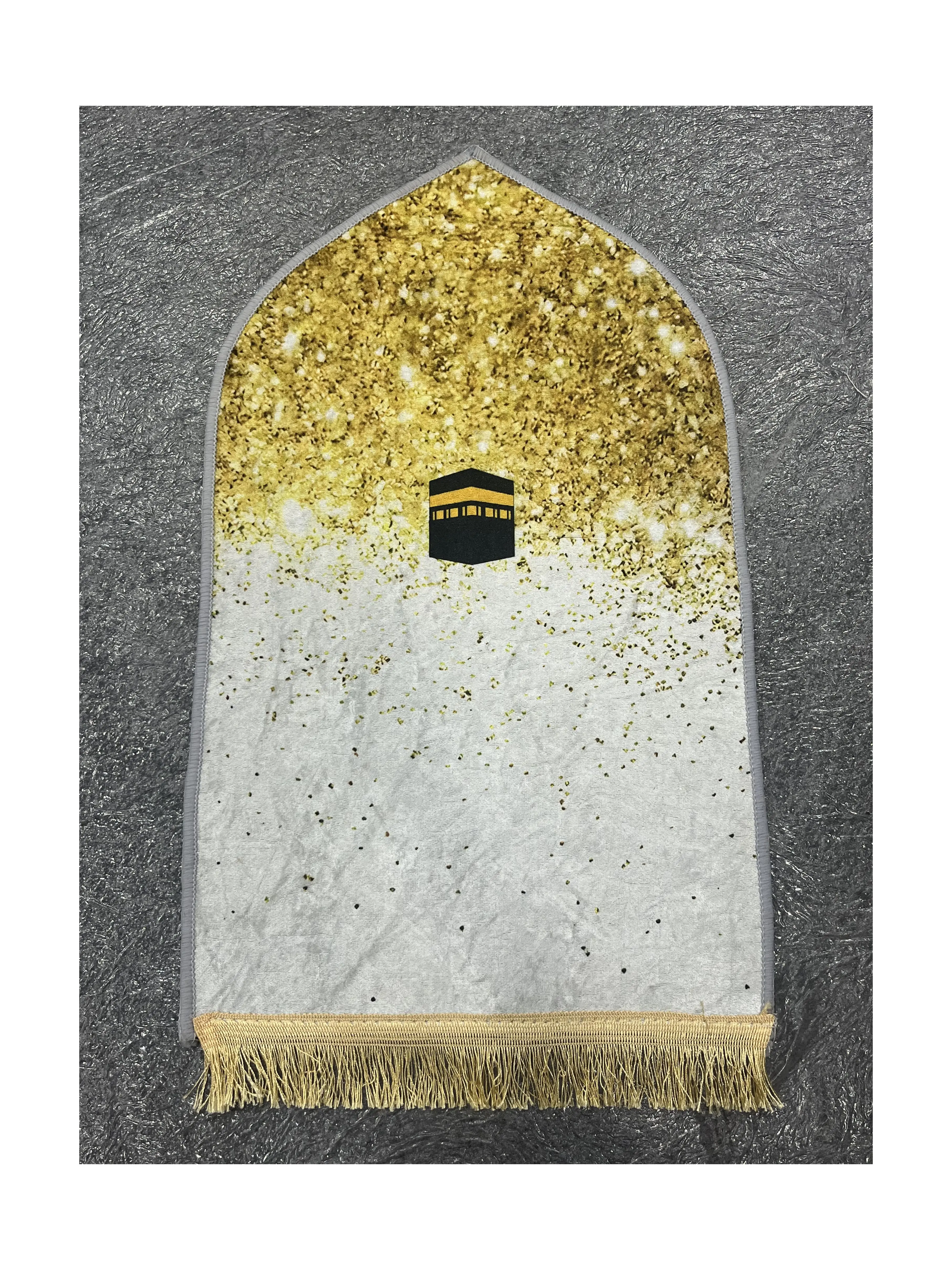 Muslim Prayer Rug Mat for Men and Women Comfortable and Soft Prayer Rug High Quality Prayer Carpet