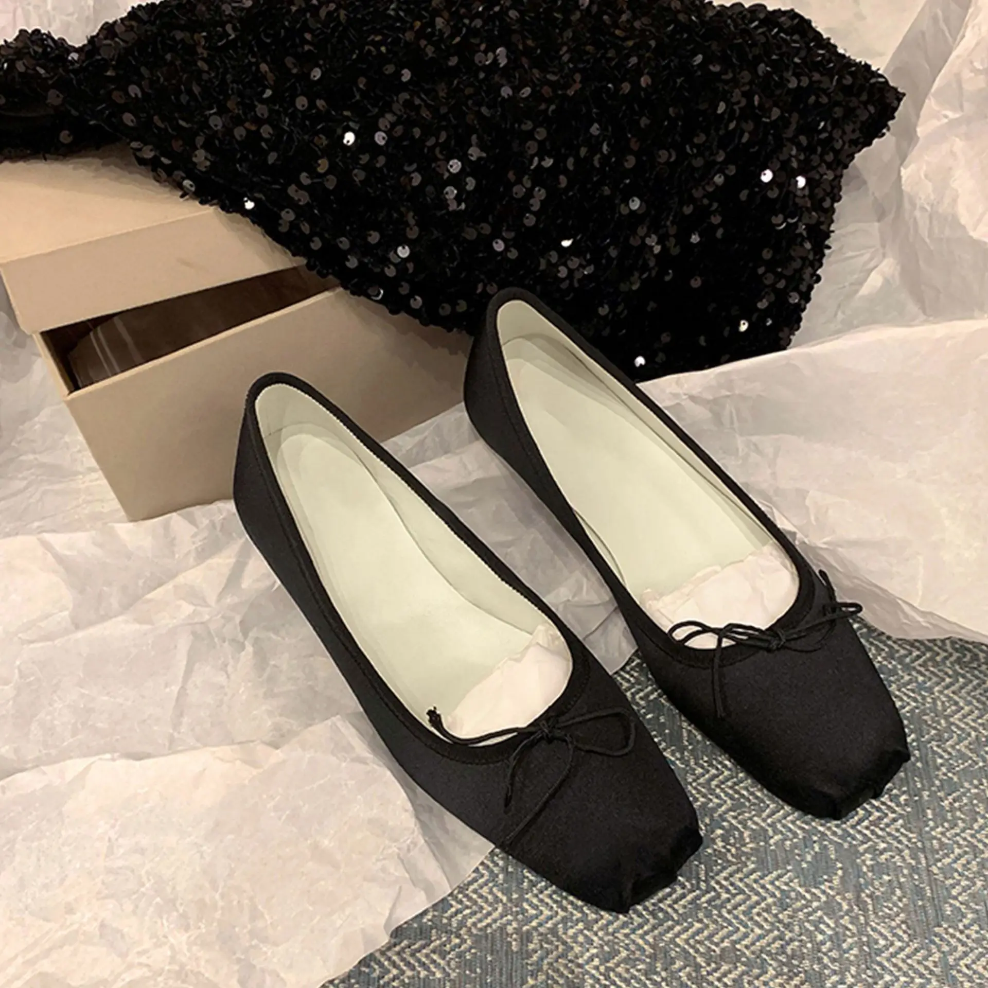 Square head French dancing shoes bow shallow mouth ballet shoes girls fiber single summer Eva Flats Low Top