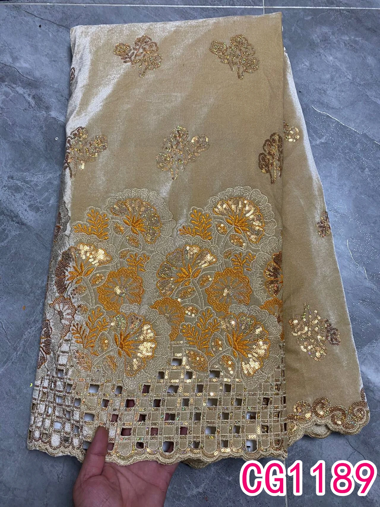 Luxury velvet sequin lace high quality lace fabric velvet embroidery sequins velvet lace fabric