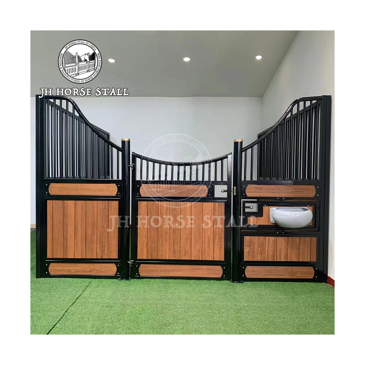Customized Portable Bamboo Wooden Prefabricated Horse Stable Door for Sale