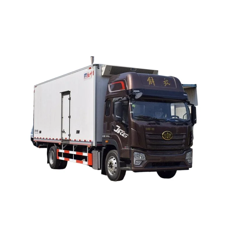 Dongfeng Commercial Vehicle Tianjin KR 245 horsepower 4X2 6.8-meter refrigerated truck diesel engined car