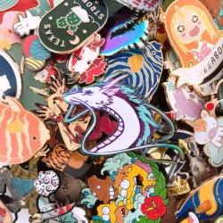 Индивидуальная эмалированная булавка, Радужный металлический значок, прямые продажи с завода, Высококачественная эмалированная булавка для лацкана