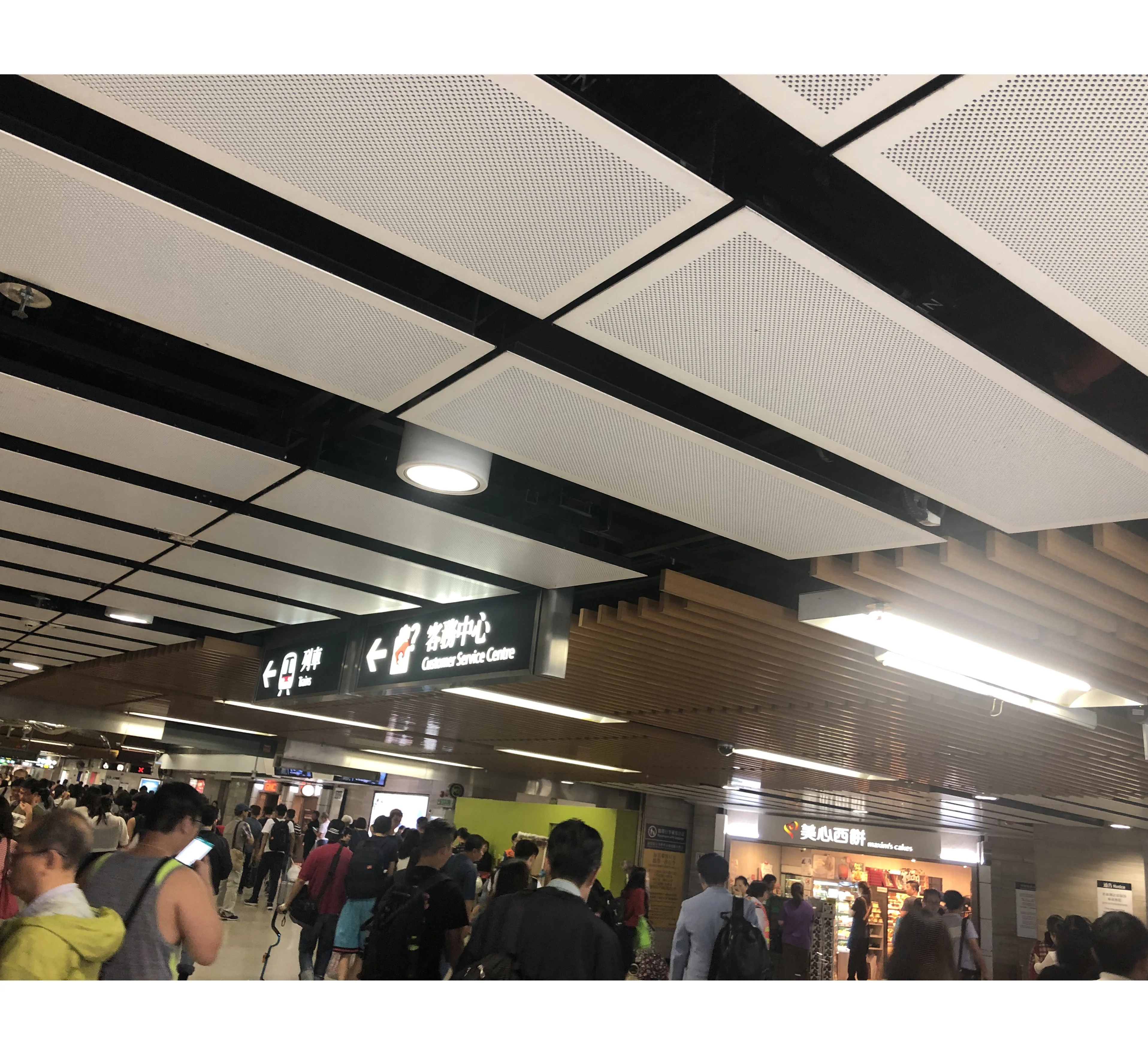 Aluminum Hook-on Mesh Ceiling Metal Expaned Mesh Penal Suspend Mesh Ceiling