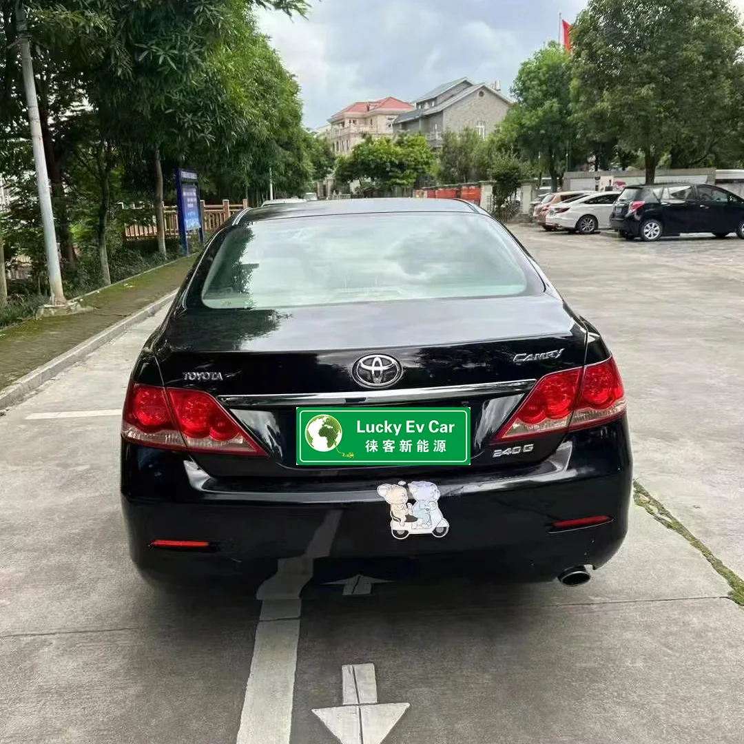 Продажа подержанного автомобиля оптовая продажа Китай Лучшая цена 2010 Toyota Camry 240g дешевые подержанные автомобили