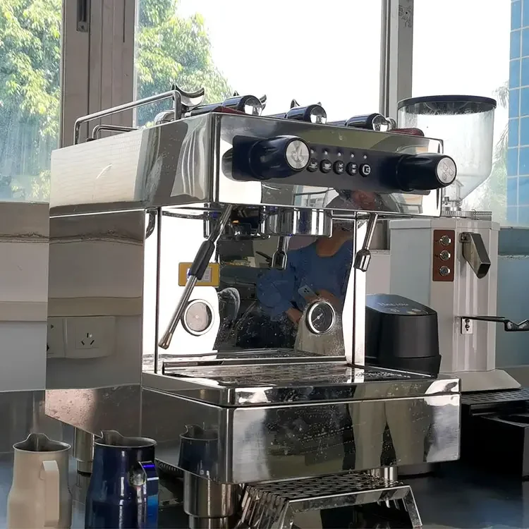 Professional Semi Automatic Expresso Coffee Machine Other Commercial Espresso Coffee Machines Makers