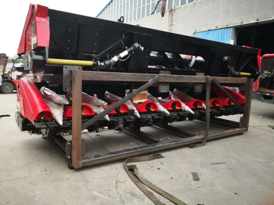 TIANREN 3rd generation 8 Row Corn Header with chopper for European market