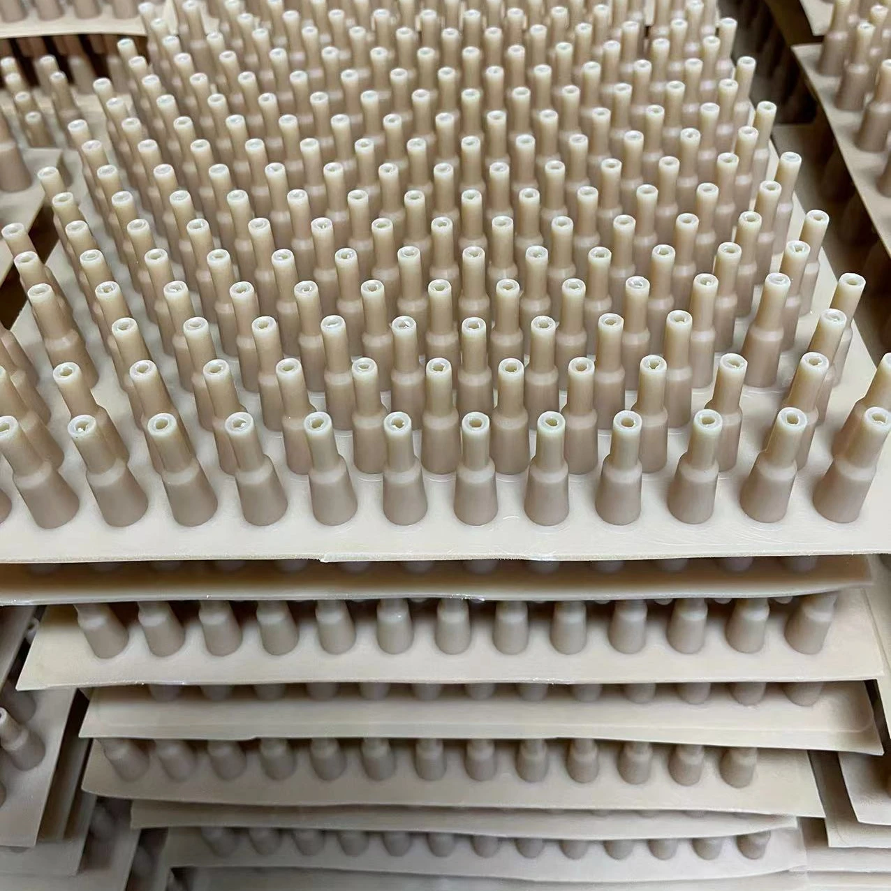 2022 Medical disposable intravenous infusion set connector easy to operate infusion set rubber connector