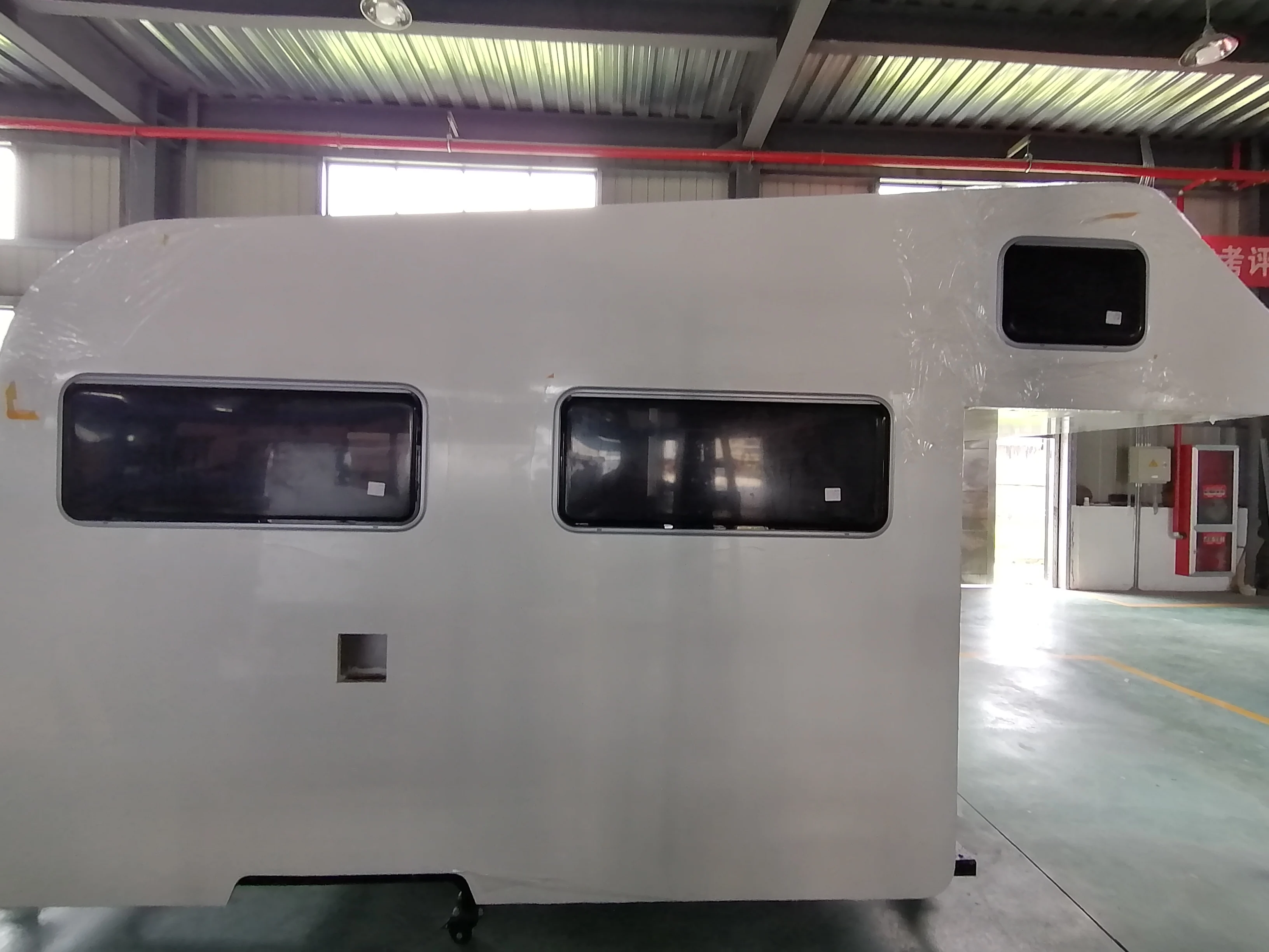 OEM ODM China factory high quality rear cabin with abovecab bunk  to mounted with your cab chassis be a 4 berth RV motorhome