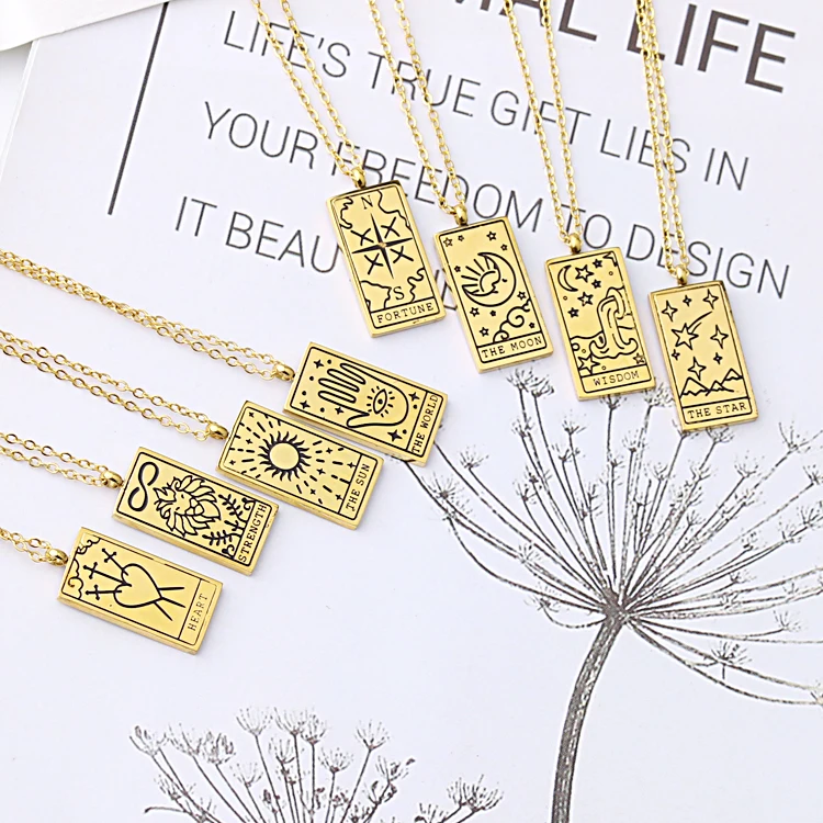 New trendy stainless steel amulet tarot deck pendant halskette custom gold chain necklace engraved tarot card pendant necklace