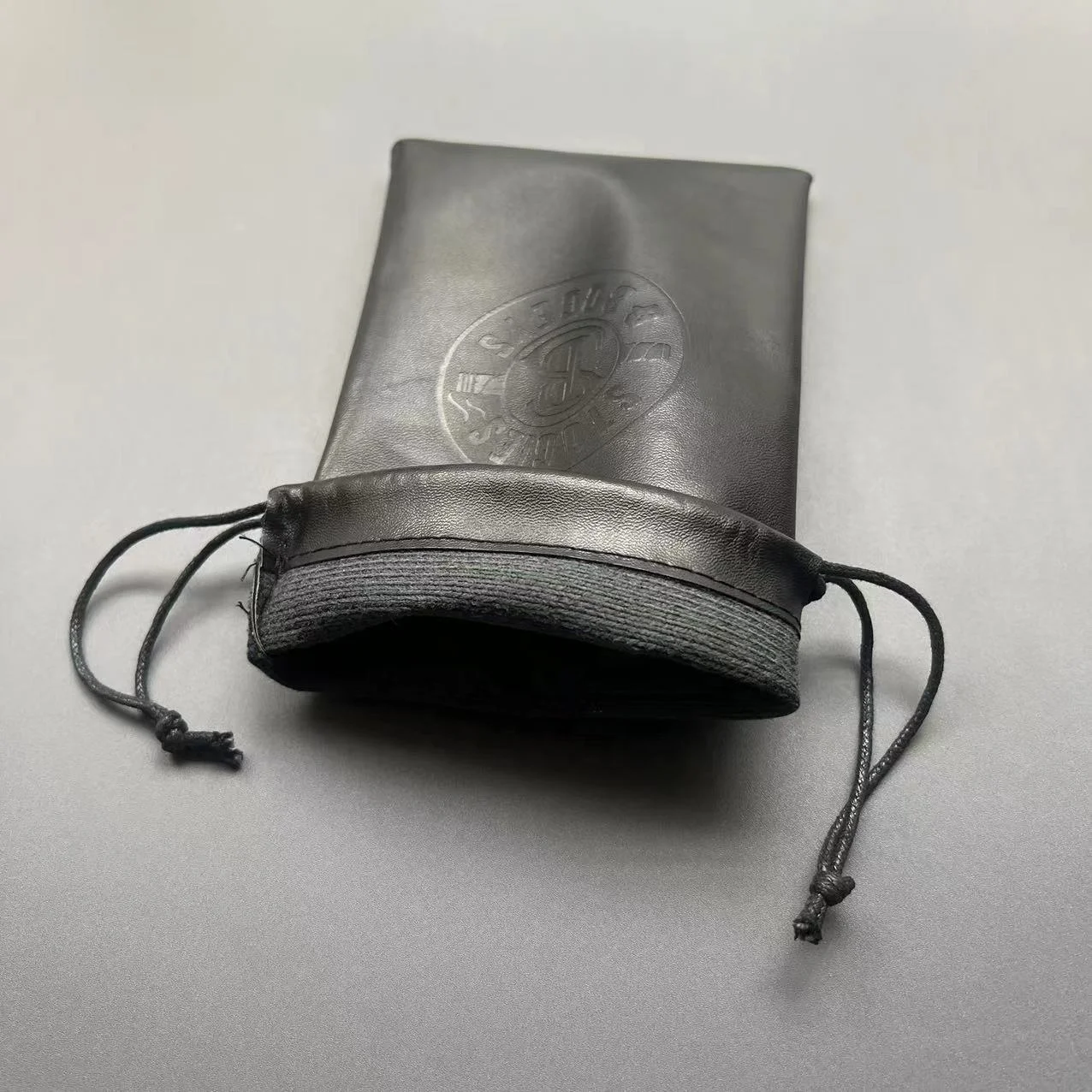 High Quality Black PU Leather Drawstring Sunglasses Eyeglasses Soft Bag with Custom Embossed Logo