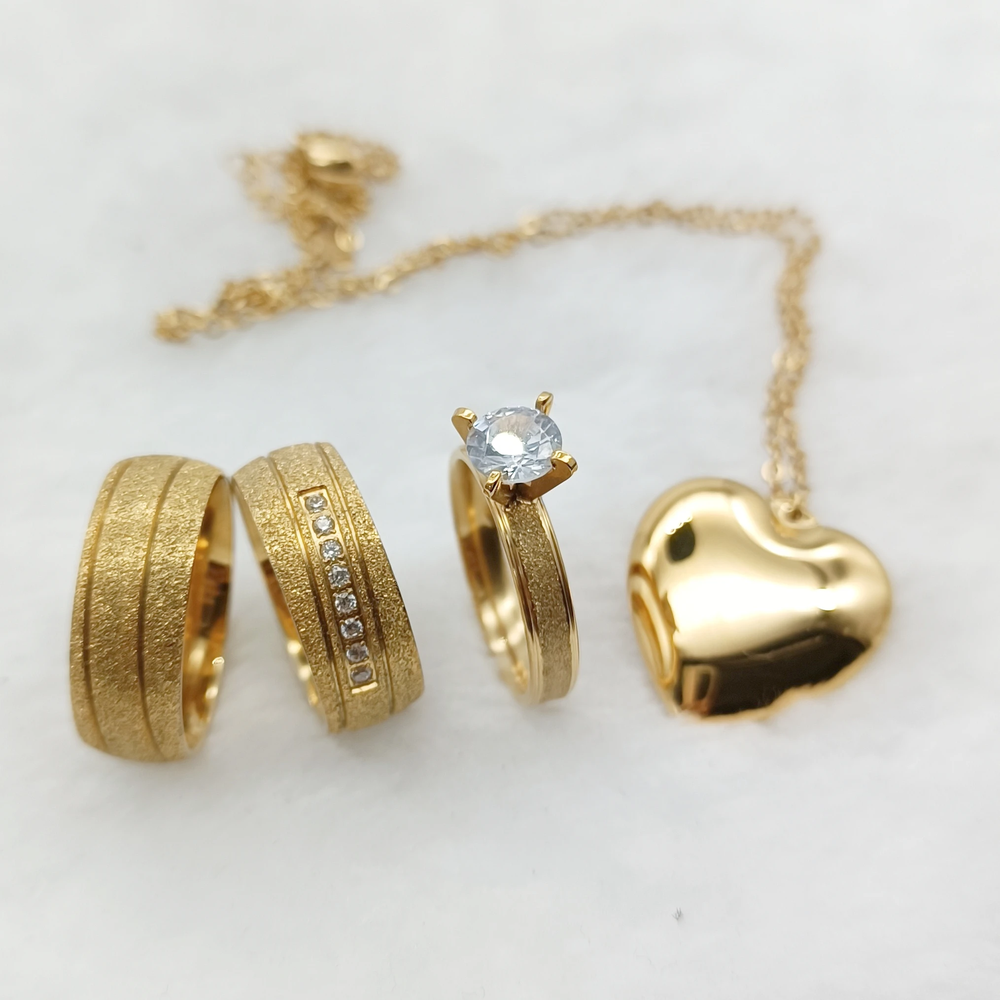 Lab Created Diamond Rings Jewelry Set 18K Gold Plated Wedding Engagement Couples Rings For Men and Women Pendant Necklace