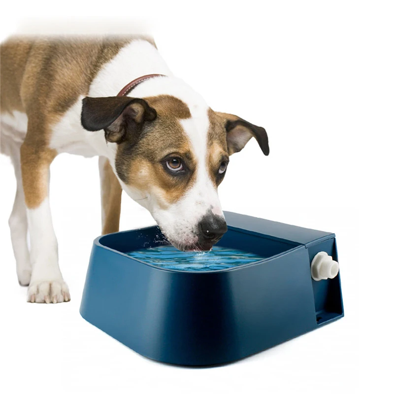 
67.6oz/2L Hot Sale Blue Water Storage Containers for Dog Cat Horse Rabbit Chickens Pet Automatic Water Feeder 