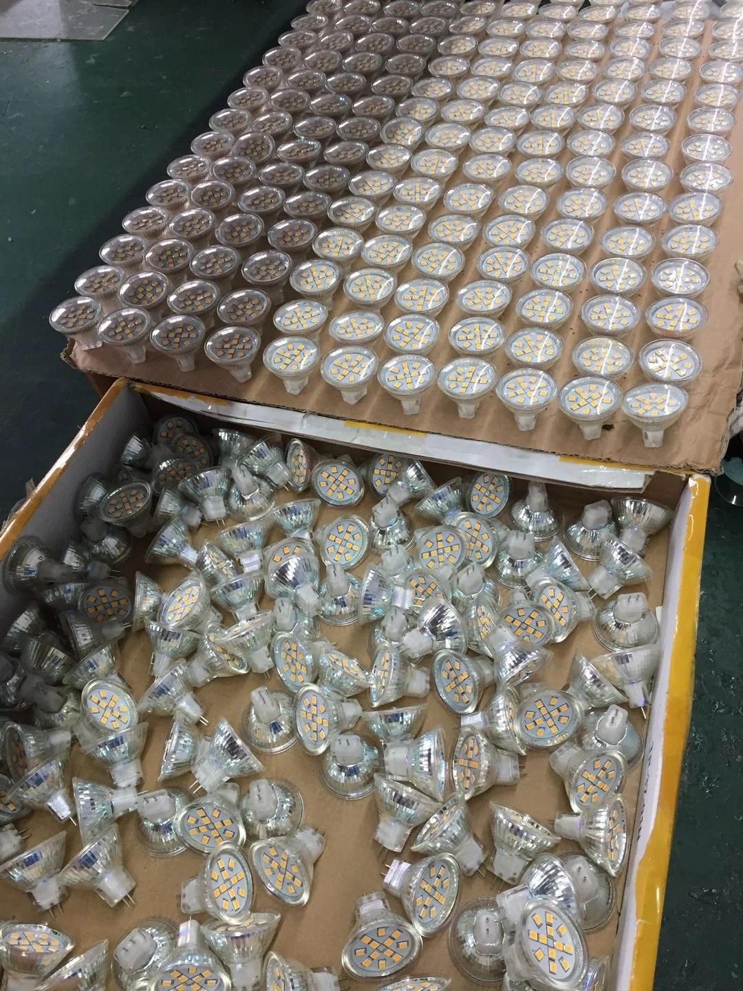 glass cover 80Ra 2.4w PMW dimmable 12v mr11 led