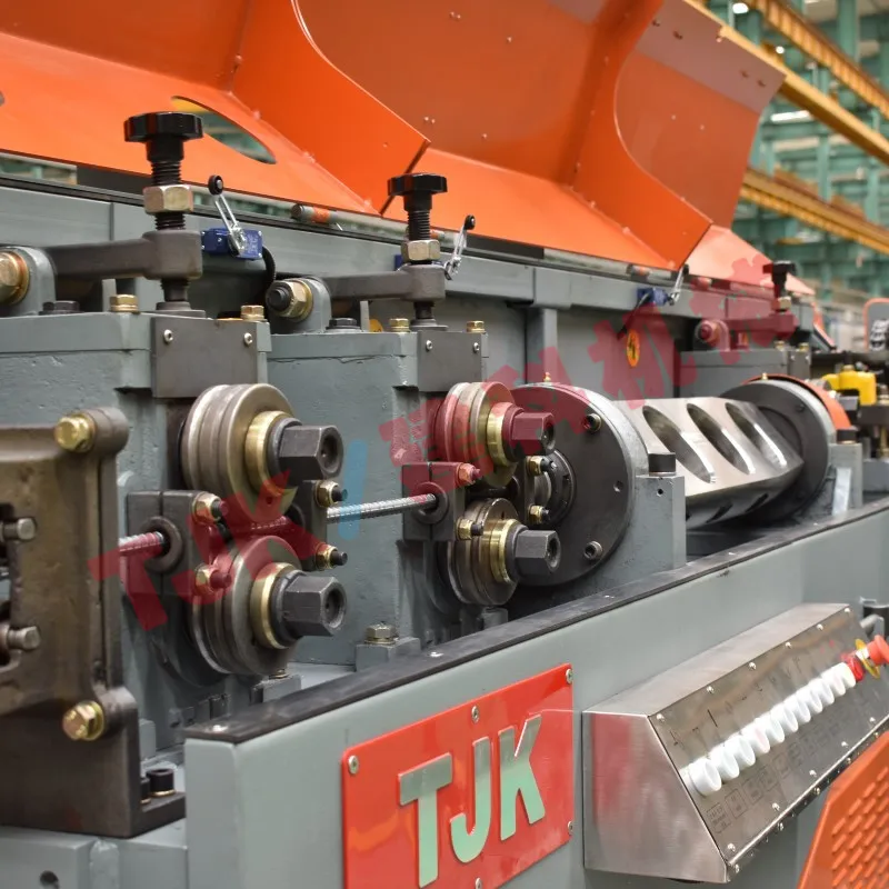 
wire straightening and cutting machine 