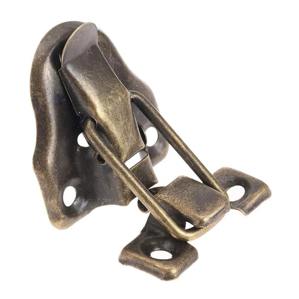 China Fashion Steel Antique Style Decorative Cabinet Jewelry Box Bronze Wood Box Clasps