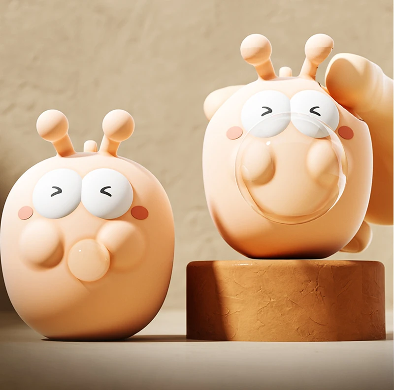New Cute cartoon Animal Anti-Anxiety Ball Stress Relief Toys Spit Bubbles Squeeze Toys for Kids Adults