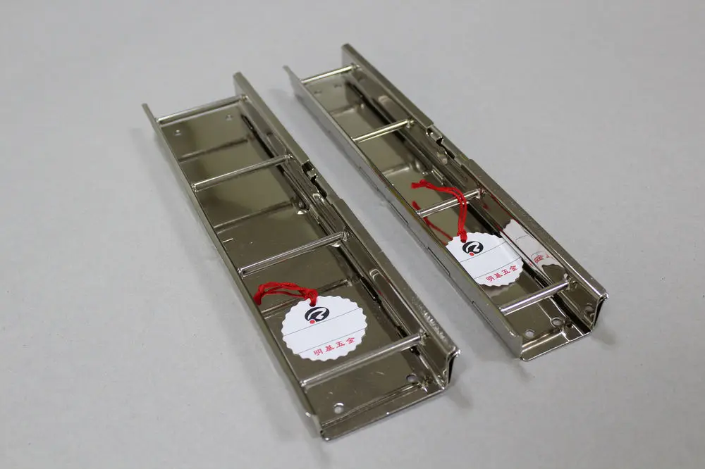 hardware 4 pipe binderwith stretch &A4 size office binding clip