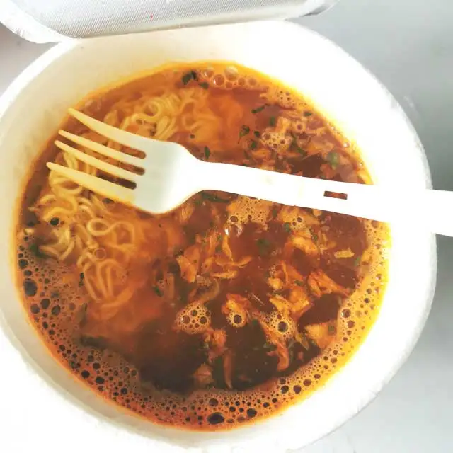 Private label customize support noodles bowl kimchi ramen soup