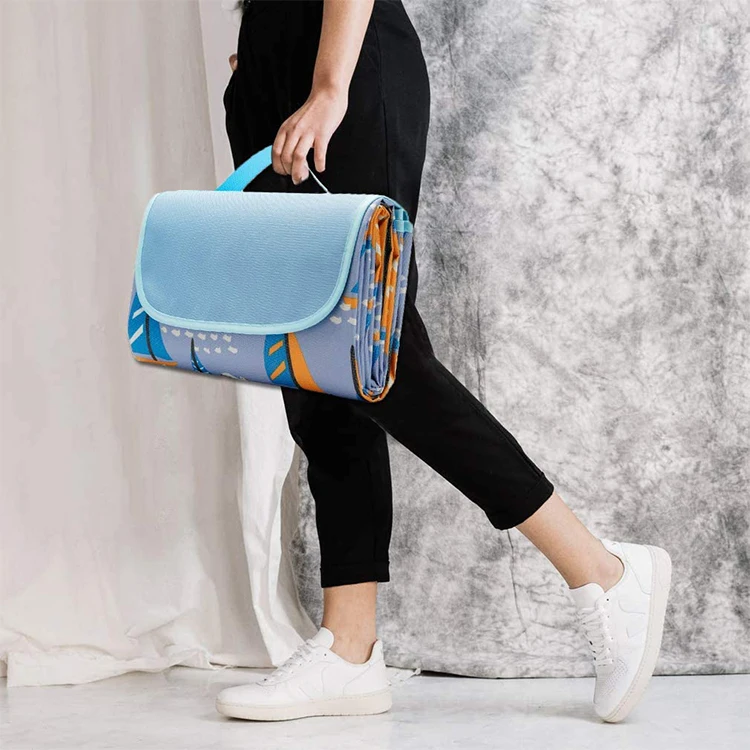 Fashion Styles Custom Portable Foldable Picnic Beach Mat Picnic Blanket Camping Moisture proof Mat For Outdoor Trekking