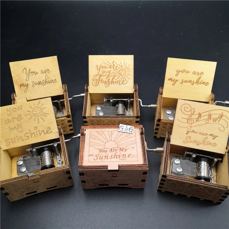 Factory Stock Wooden Mini Hand Crank Music Box for Birthday Gift