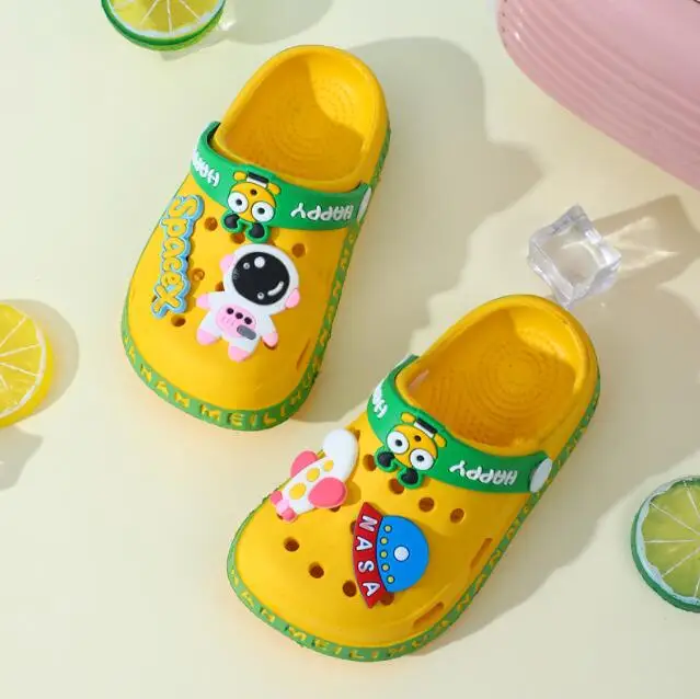 Space man Clogs Shoes Kids Sandals astronaut Slippers Eva Cute Children Boys And Garden Clog Cartoon astronaut clogs For Kids