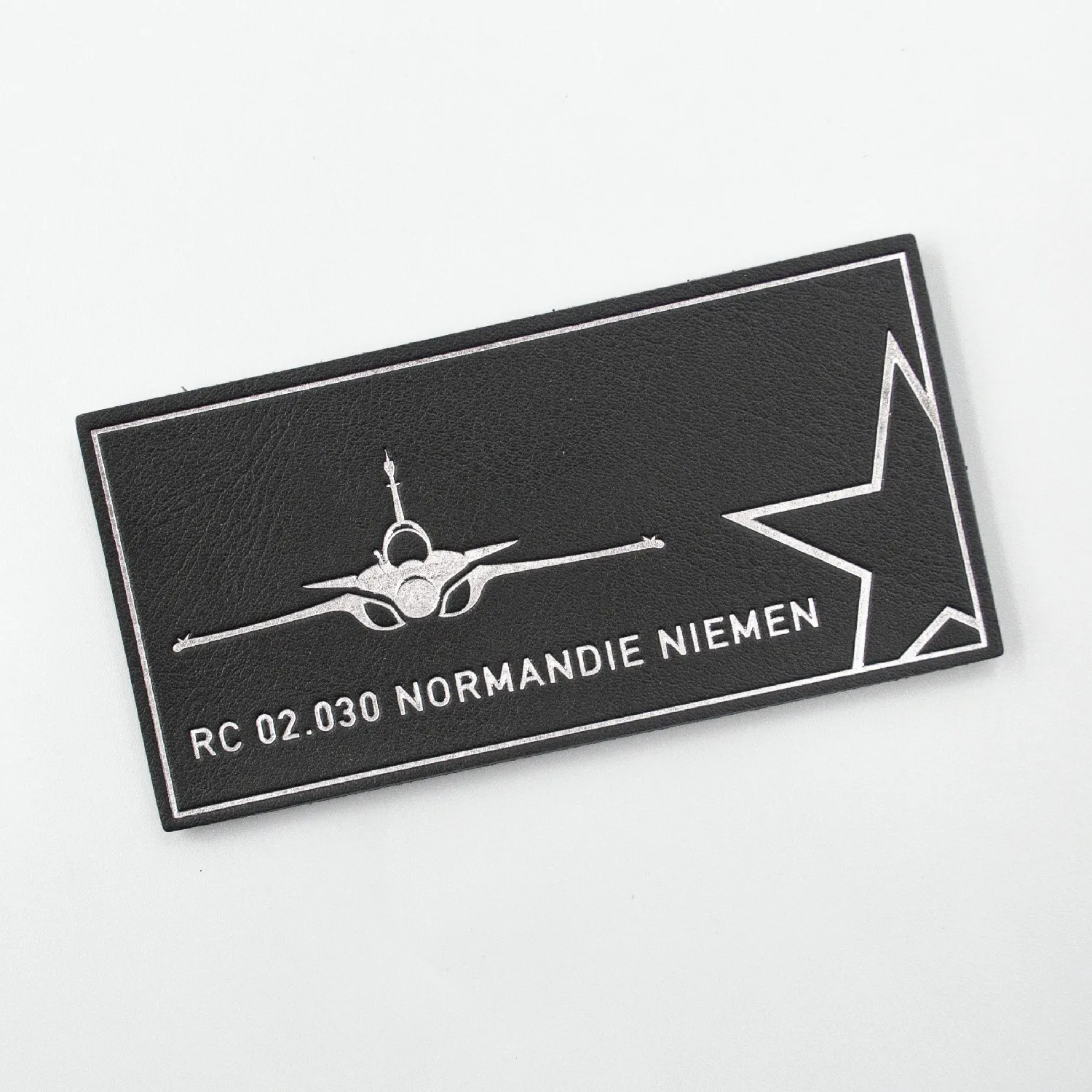 High Quality Custom Logo Debossed Sew On Genuine Tag Jeans Leather Patches Label for Clothing