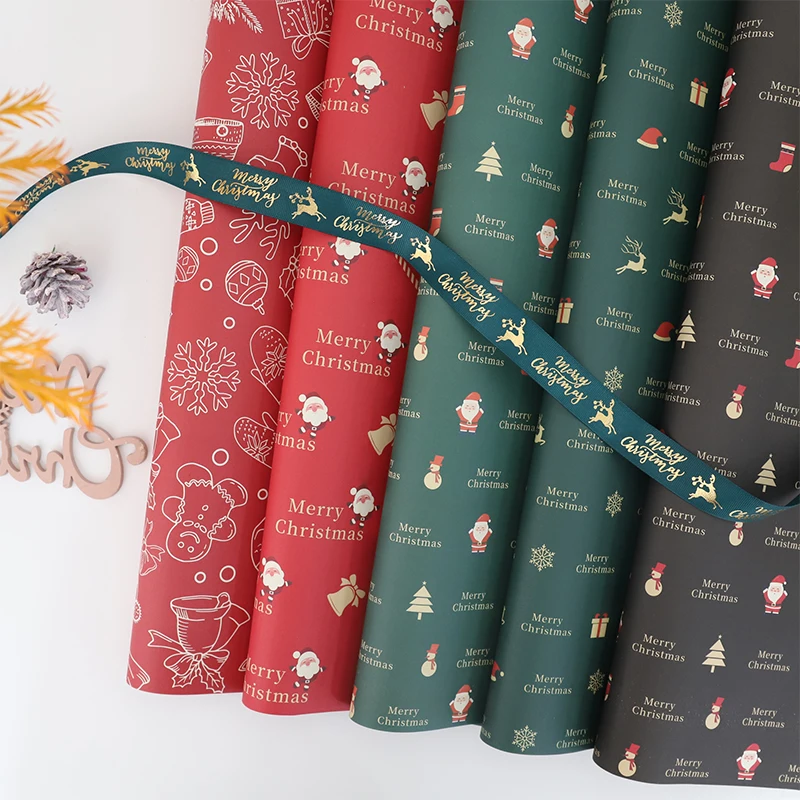 Wholesale Packing Paper Christmas Design Factory Stock Christmas Pattern Red Green Kraft Gift Wrapping Paper With Bell and Elk