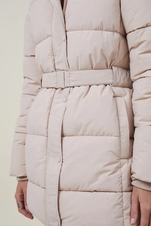 Wholesale Custom Hooded Puffer Jacket Oversized Padded Winter Parka Plus Sizes (XXL) Waterproof Bubble Feature Decorated Lines