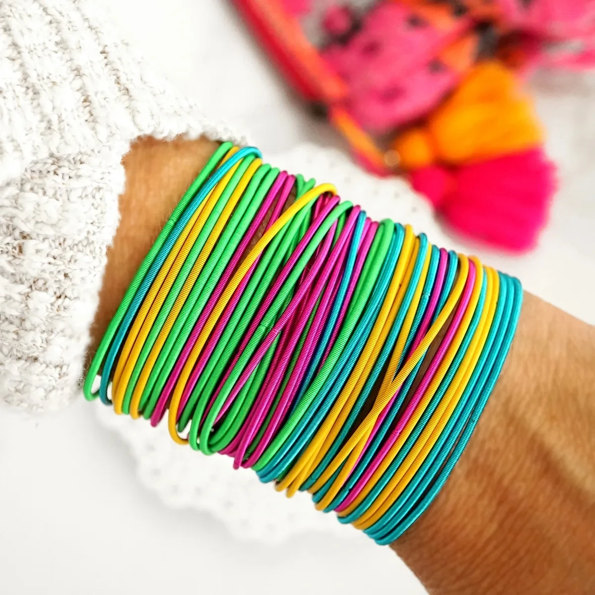 Personalized Wholesale Lucky Minimalist Colorful Stacking Stainless Steel Stretch Guitar String Bracelet