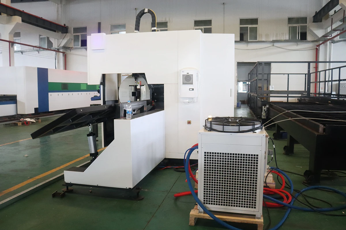 High Performance Laser Tube Cutter 12000w Fiber Laser Tube Cutting Machine
