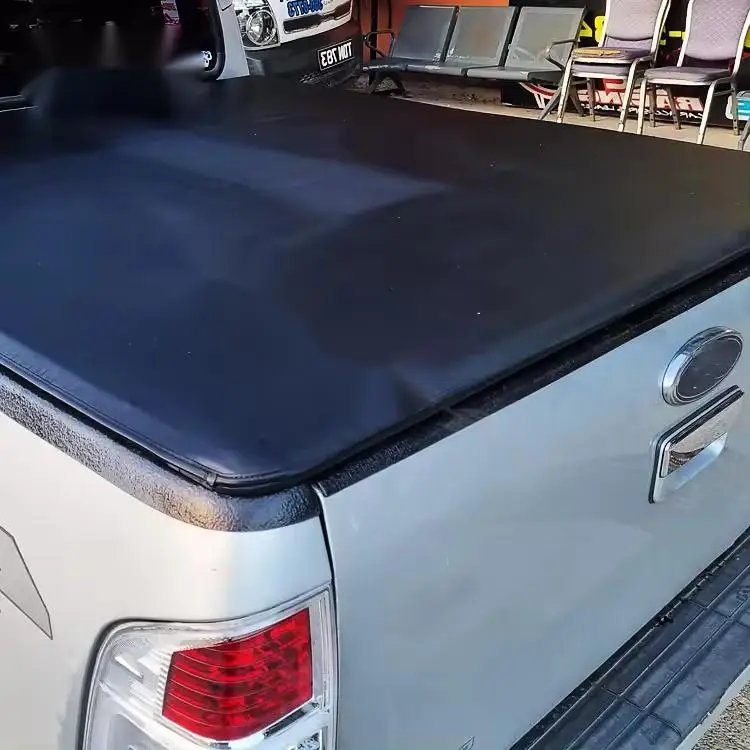 2023 Premium Soft PVC Material Roll Tonneau Cover for Toyota Hilux Nissan Isuzu Mitsubishi Mazda Strong Lock with Custom Logo