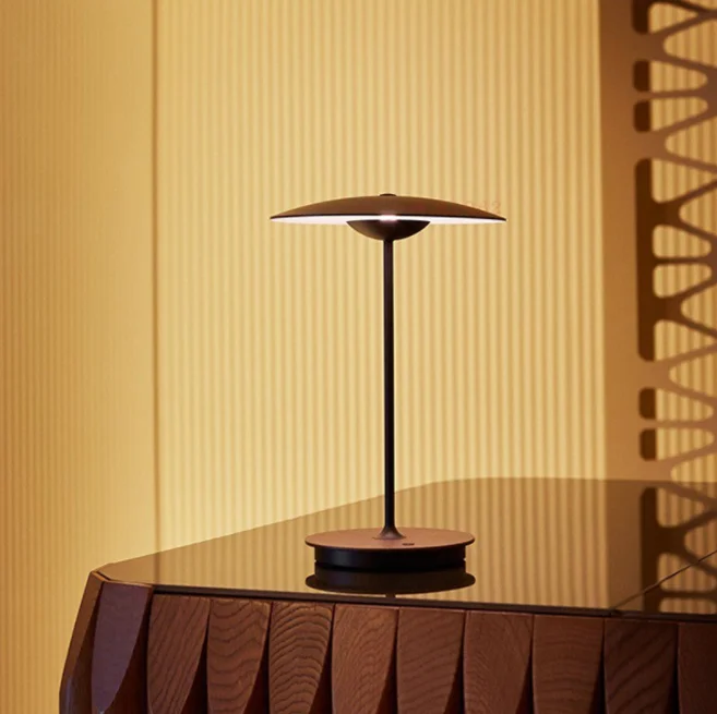 European indoor table lamp lampara de mesa decoration decorative vintage wooden bedside office desk lamp