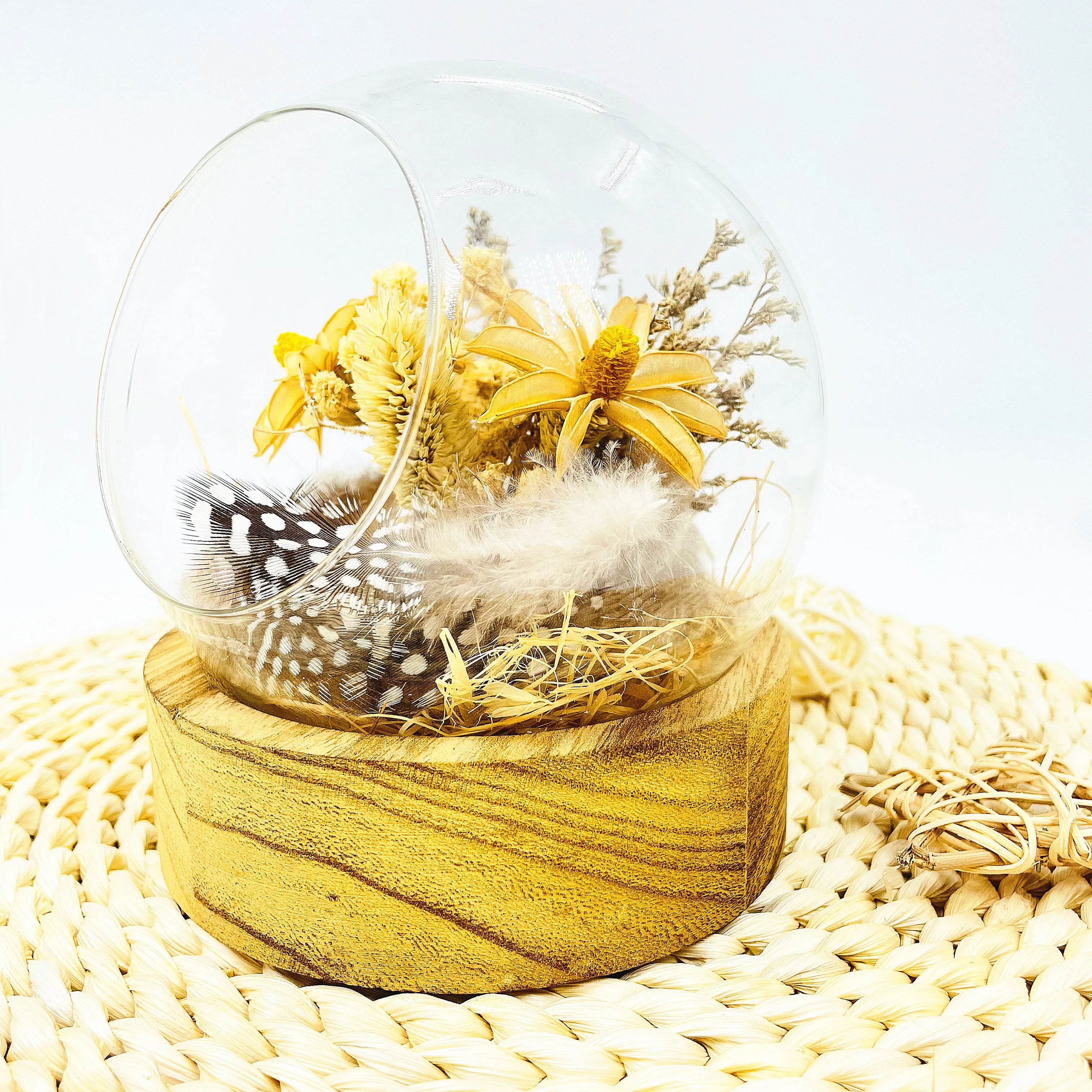 Art design glass crafts with dried plants and egg for home office festival decoration