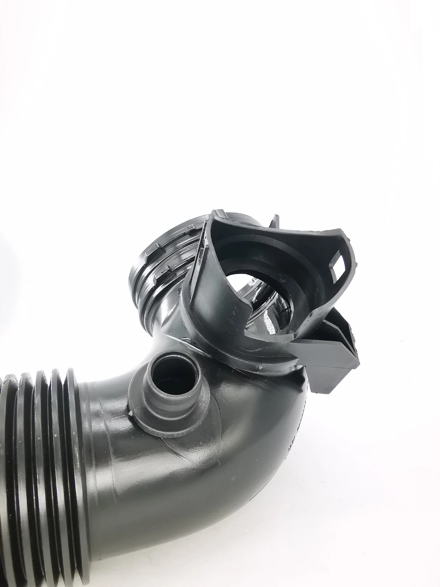 13717605638 Air Filter Intake Pipe Hose for BMW F82 F83 F18 F06 F89 F21 F15