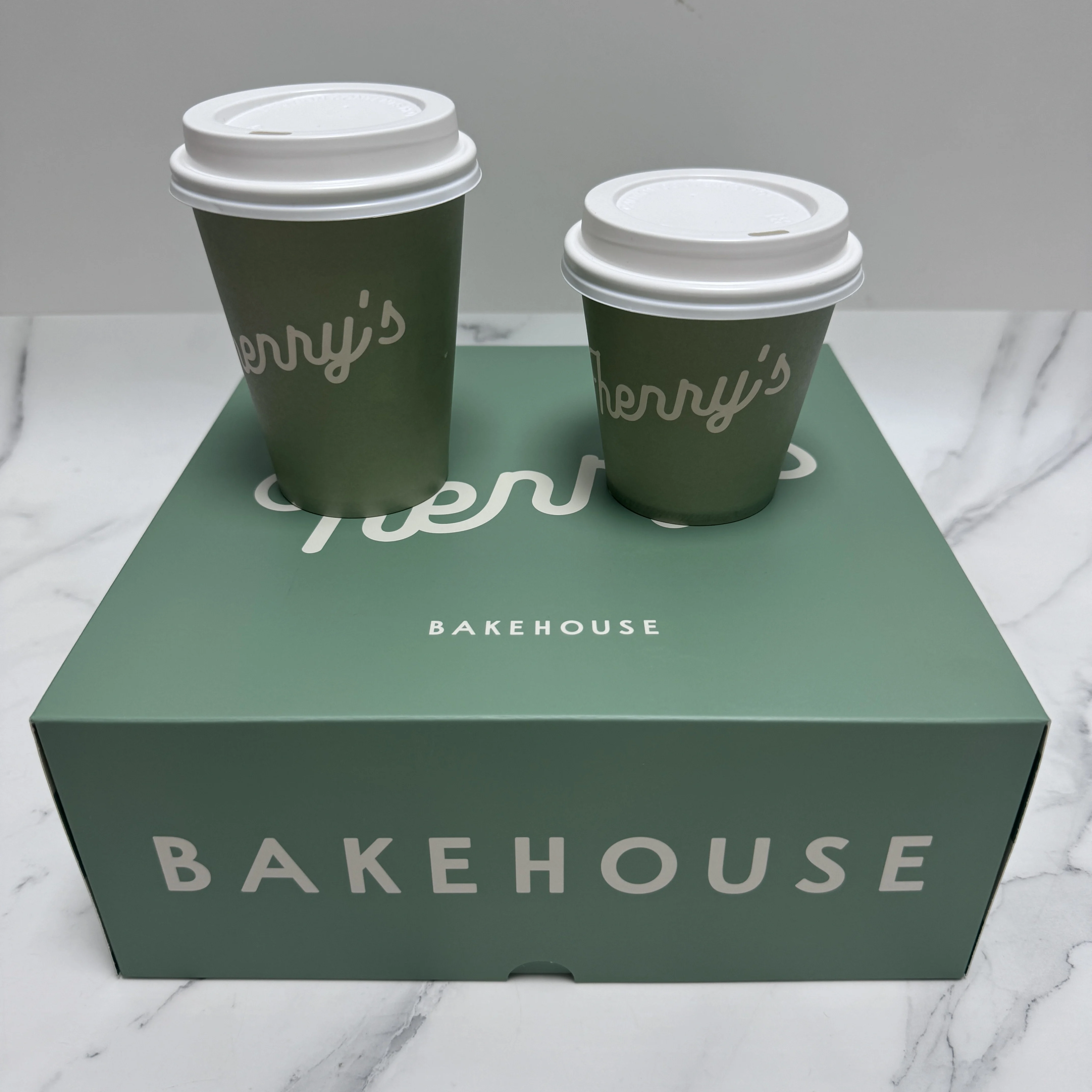 Custom Single Layer Paper Hot Coffee Cup Drinks Packaging Cups With Plastic Cover