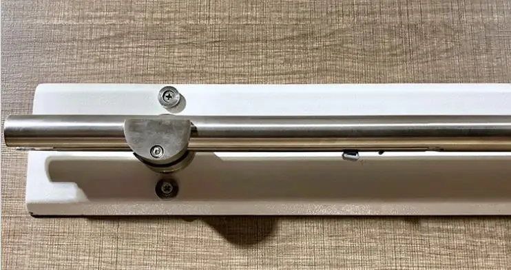 Wholesale High Quality Partition Doors Solid Wood And Glass Sliding Wooden Barn Door