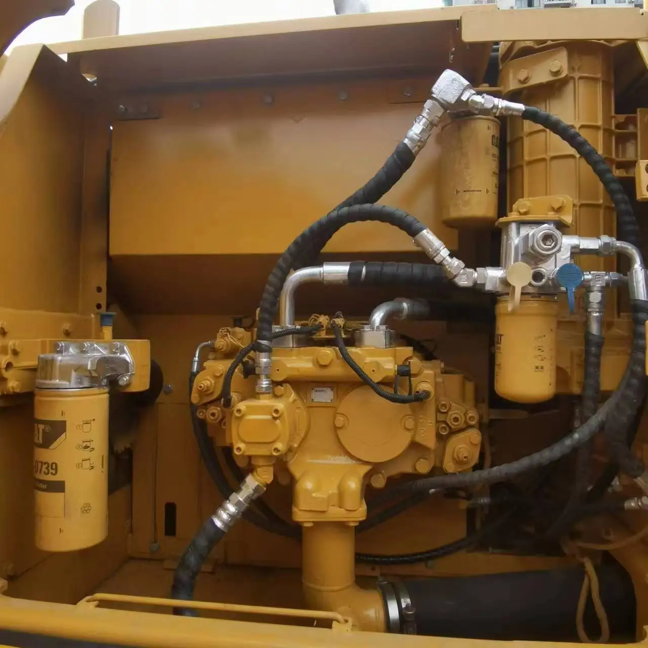 CAT320DL Used crawler hydraulic excavator Heavy duty Construction Machinery Cat 320 320C 320D 320D2 Second hand digger for sale