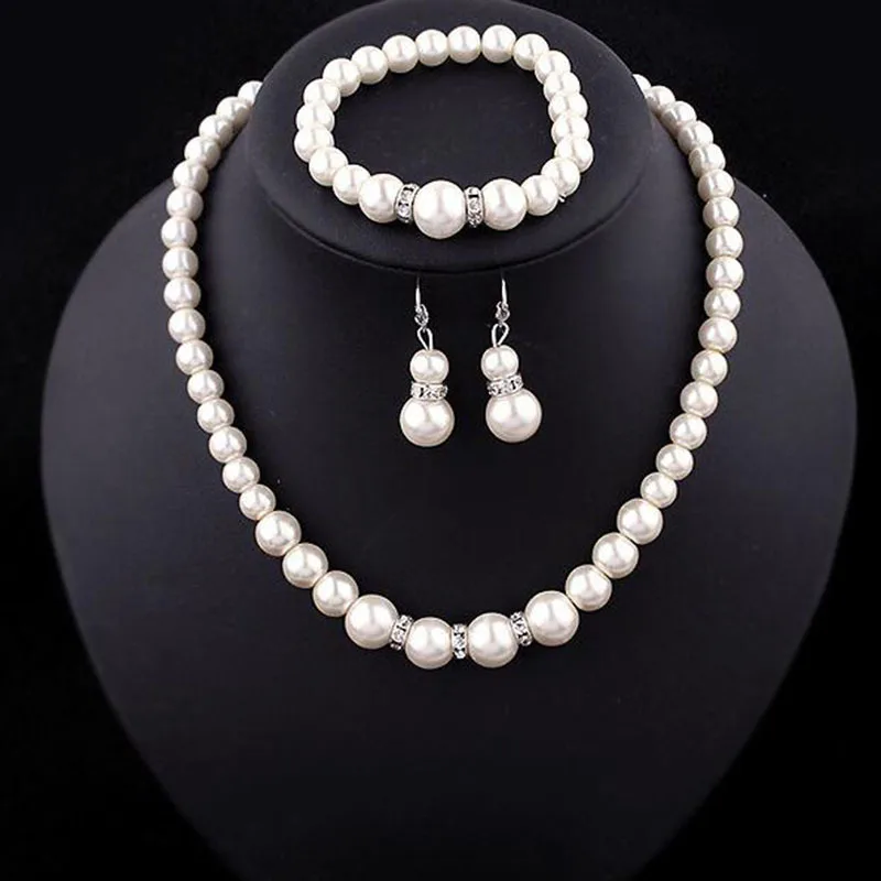 Europe America Three Pieces Pearl Necklace Earrings Bracelet Sets Wedding Pearl Jewelry Display Set