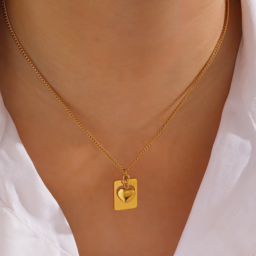 18k Gold Plated Heart Pendant Necklace For Women Gift Square Necklace Fashion Simple Fine Necklace Stainless Steel Jewelry