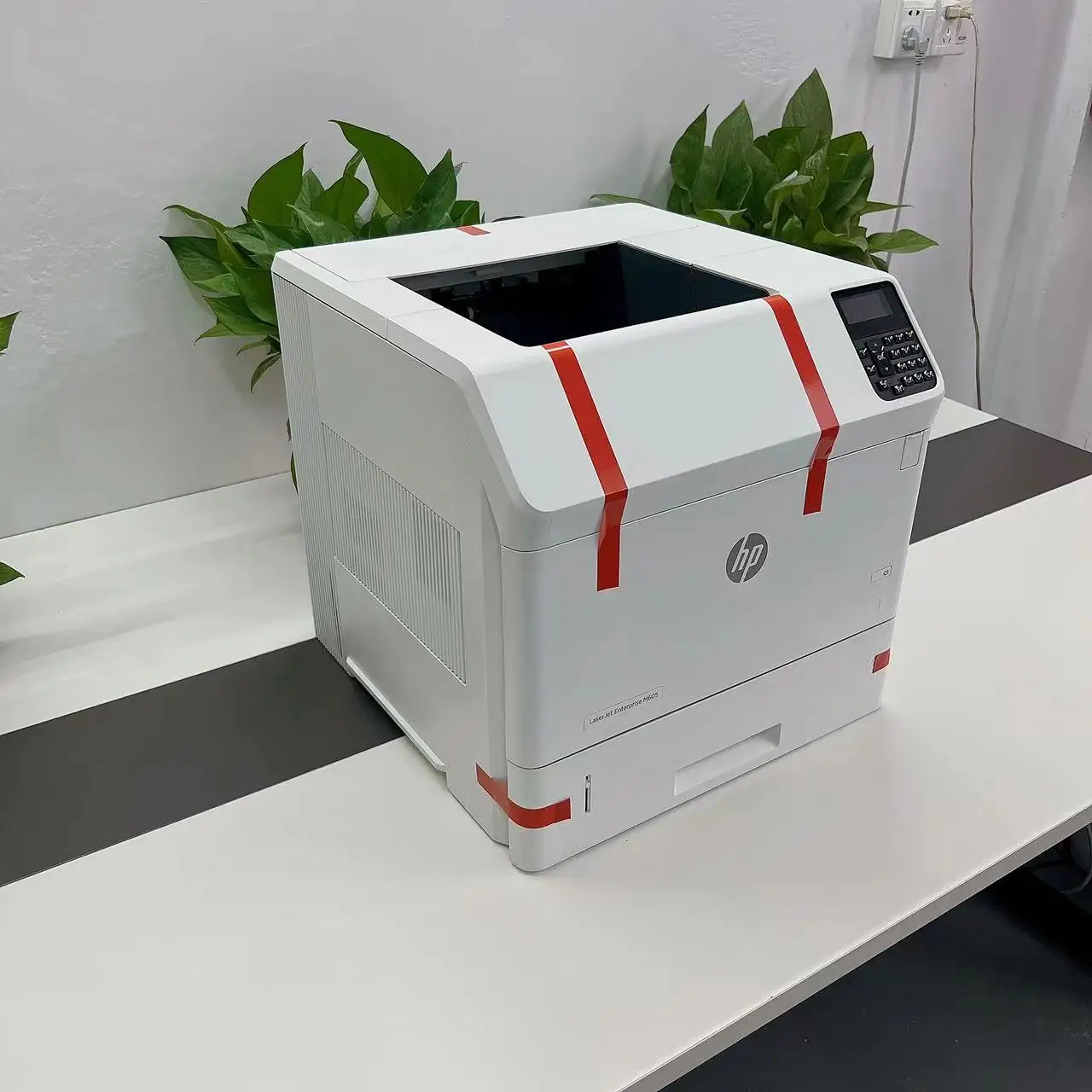 95% Новый обновленный сетевой монохромный принтер HP LaserJet Enterprise M604dn M605dn M605n E6B70A
