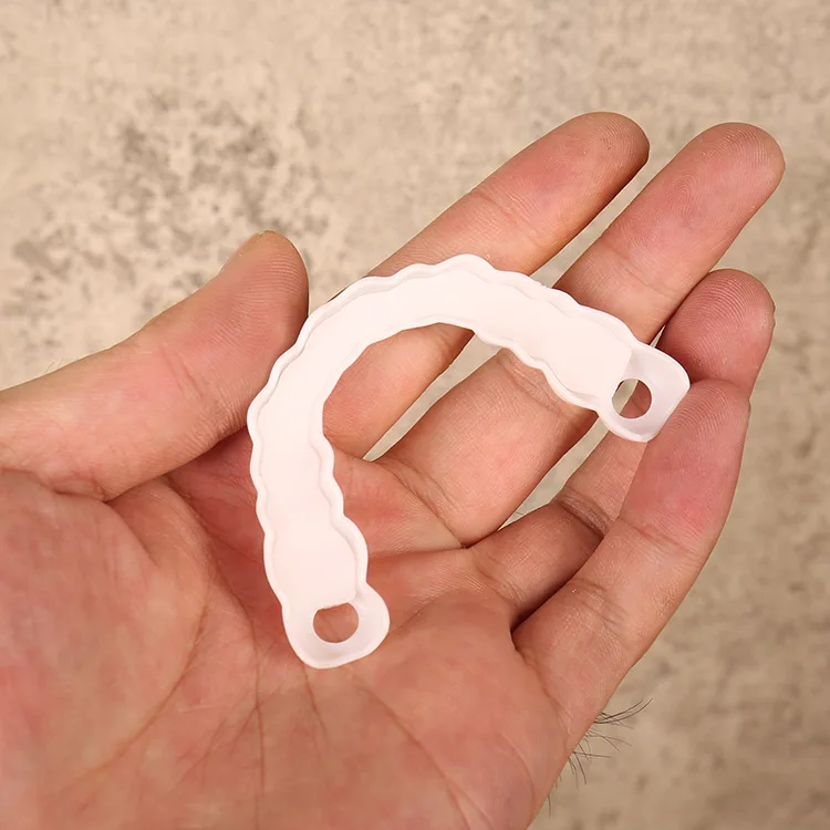 Silicone material 100% brand new and high quality simulated whitening braces shiny smile wholesale price for home use