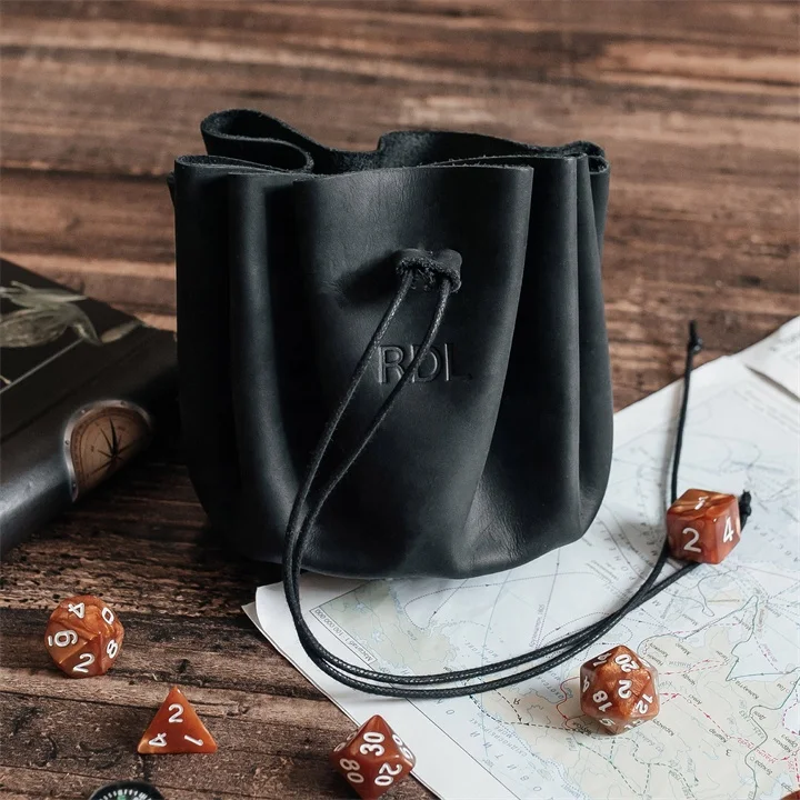 Custom Emboss Printing Squeeze Leather Bag For Coin Jewelry Storage Closing Magnet Leather Jewelry Pouch