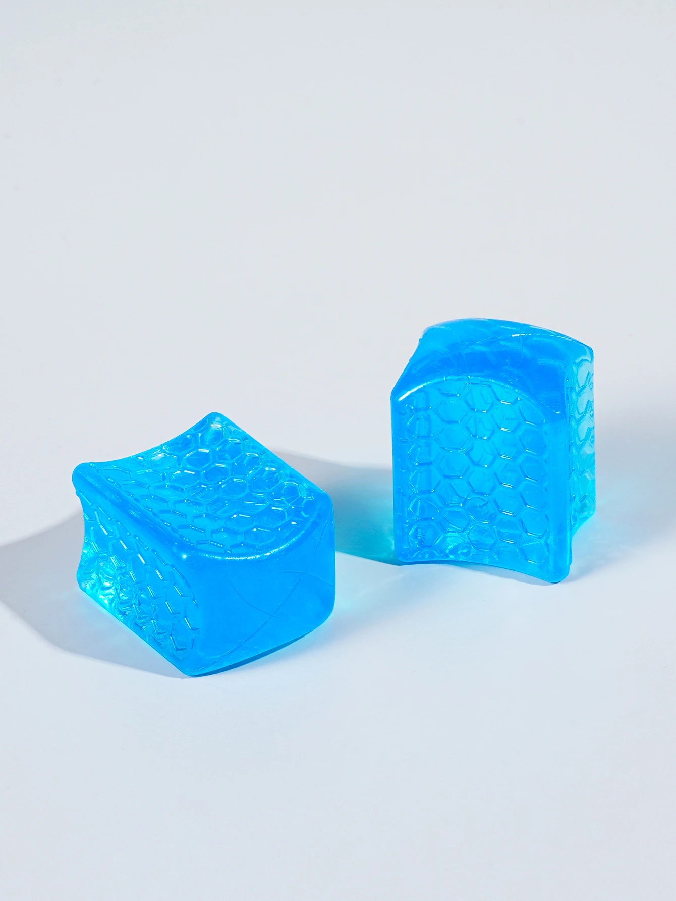 Wholesale  Big Toe Separator Hallux Valgus Corrector Single Hole Bunion Orthosis SEBS Gel Overlap Toe Separator