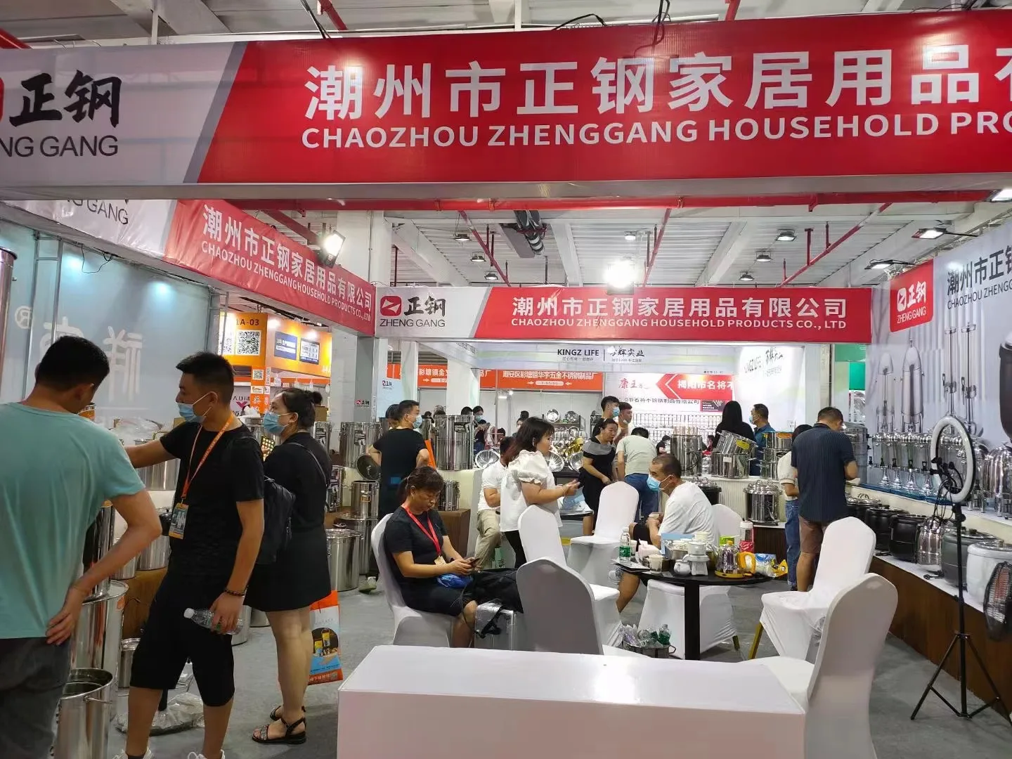 Kitchen Food Flour Oil Milk Rice Cereal Grain Coffee Bean Sealed Storage Bucket 304 Stainless Steel Soup Barrel With Lid