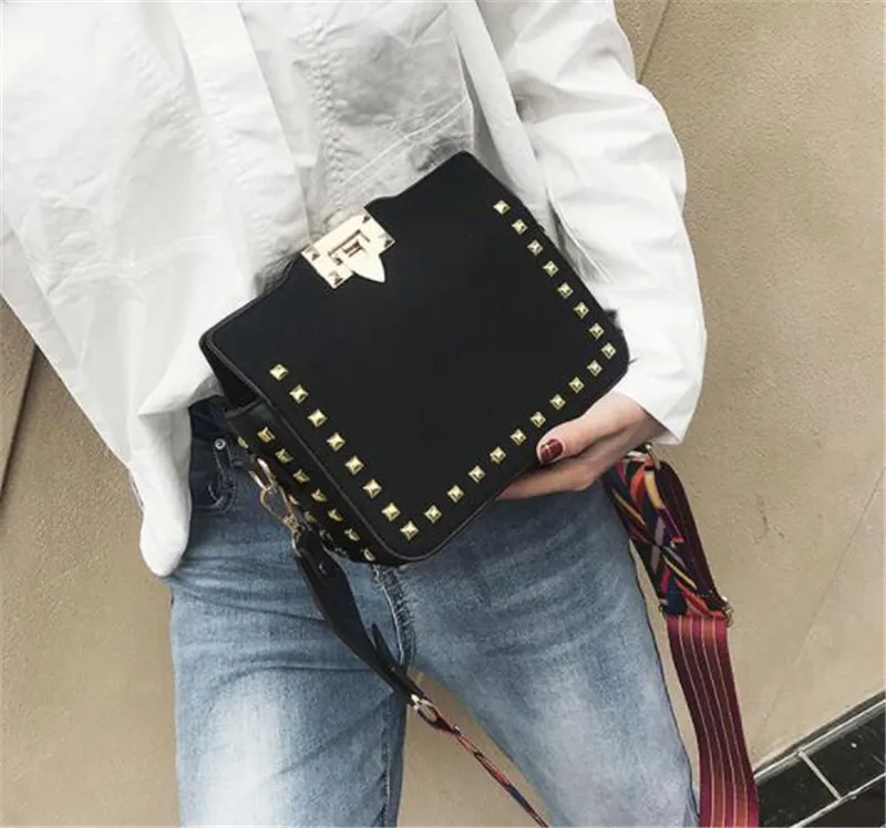 Hot sale factory direct custom lady handbag college girls hand bags cheap china import bag from guangzhou