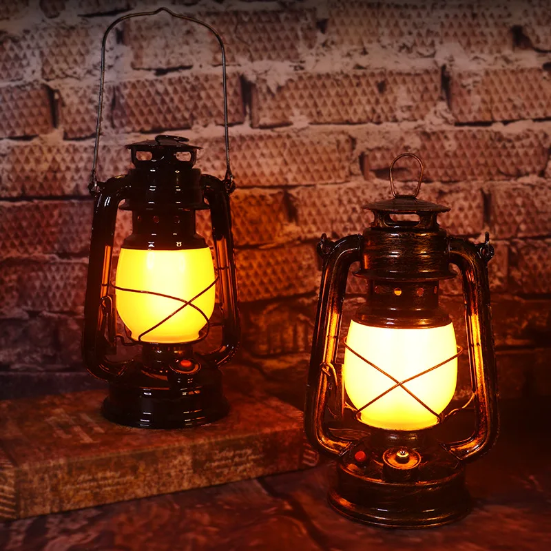 Outdoor Retro Lantern  Multiple Function Iron Handle Clear Bar Table Lamp Led Rechargeable Camping Lamp