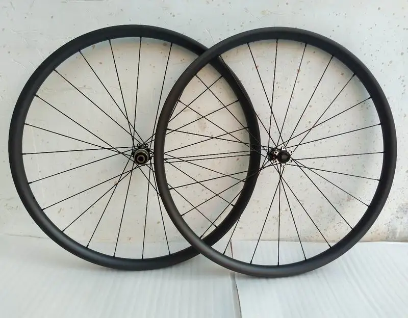 26/27.5/29er Mtb Carbon Wheelset Mountain Bike Carbon Wheels with Novatec D411SB Mtb Hub