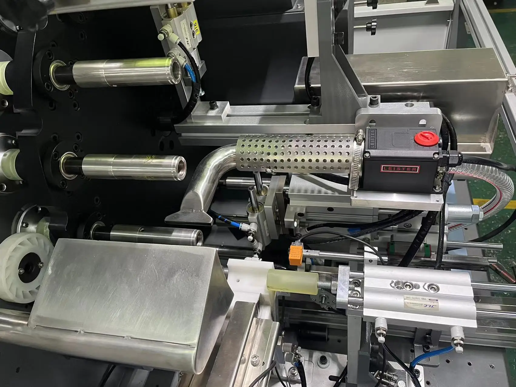 Automatic Plastic Aluminium Bottle Cap Side Rotary Hot Foil Stamping Printing Machine