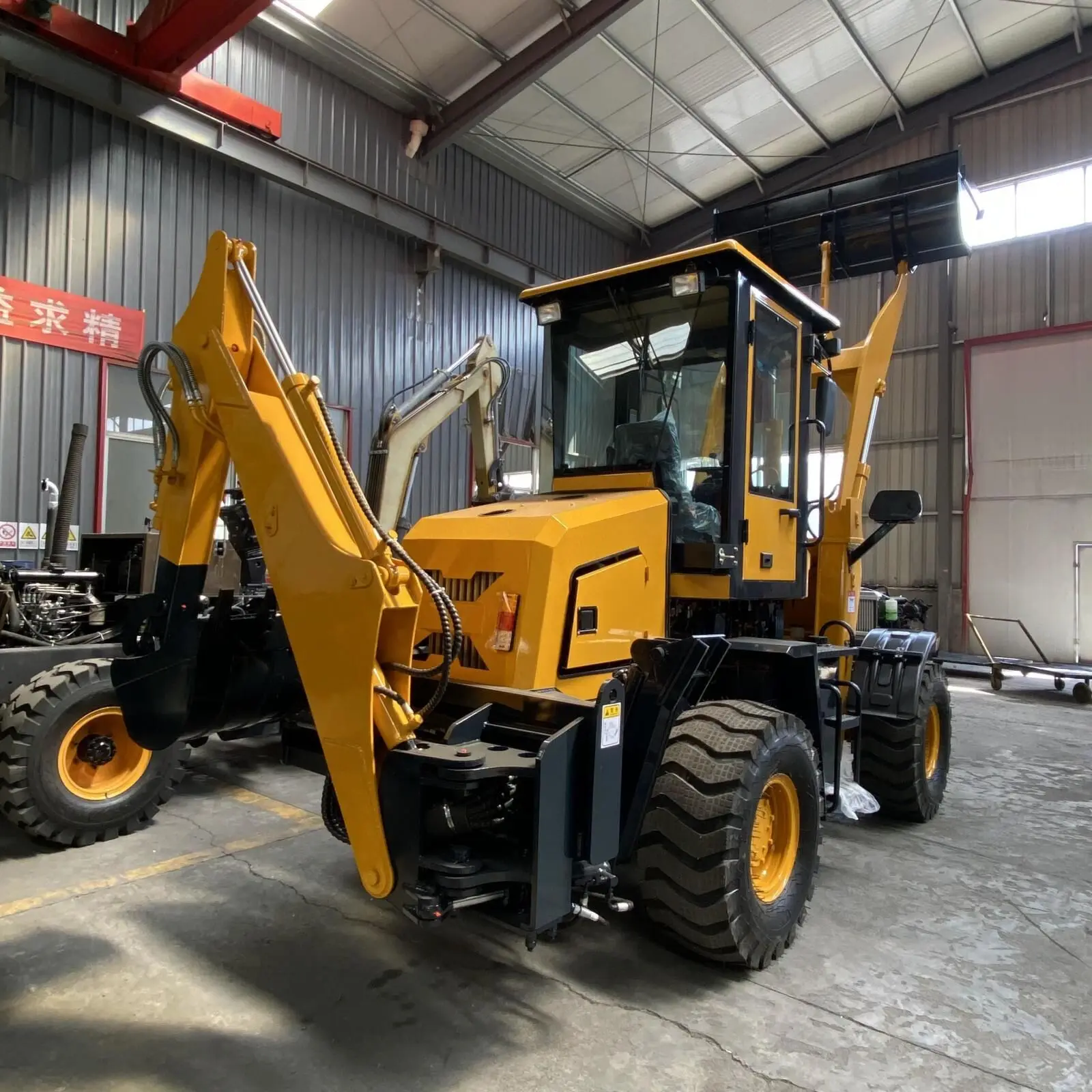 Full Hydraulic Mini Wheel Loader 920 Multi-Functional Articulated Mini Loader