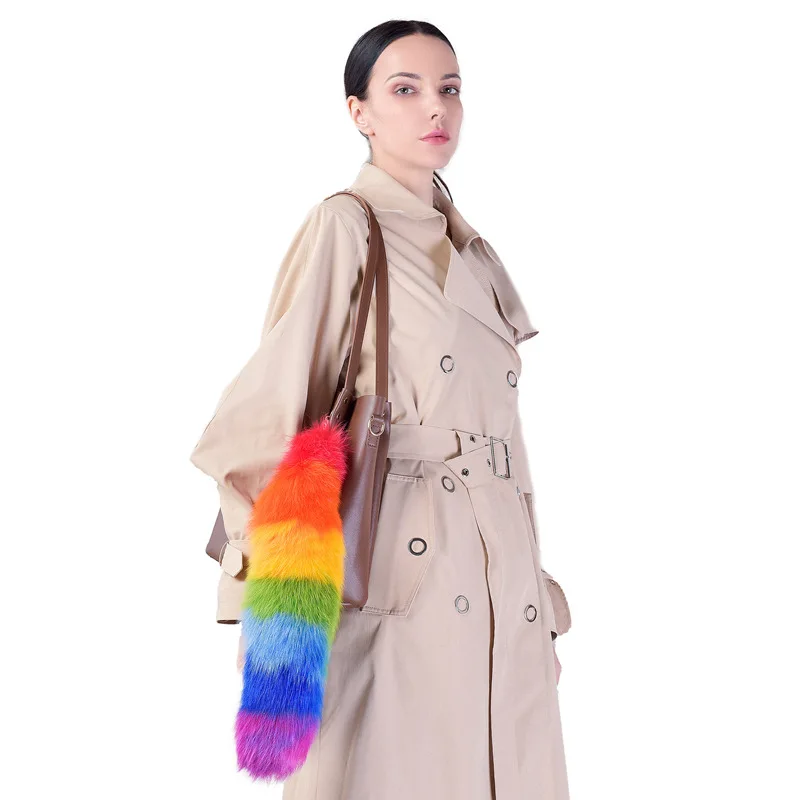 Wholesale Large Size 40cm Color  Real Fox Tails Keychain Lovely Animal Fur Natural fluffy Fox Tail Pendant Fox Fur Tail Keychain